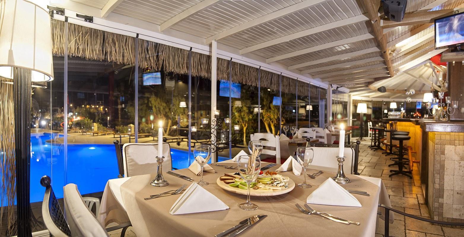 Hotel Carina Kusadası Extérieur photo
