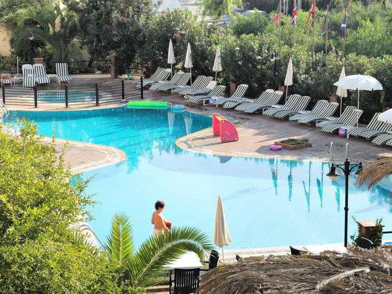 Hotel Carina Kusadası Extérieur photo