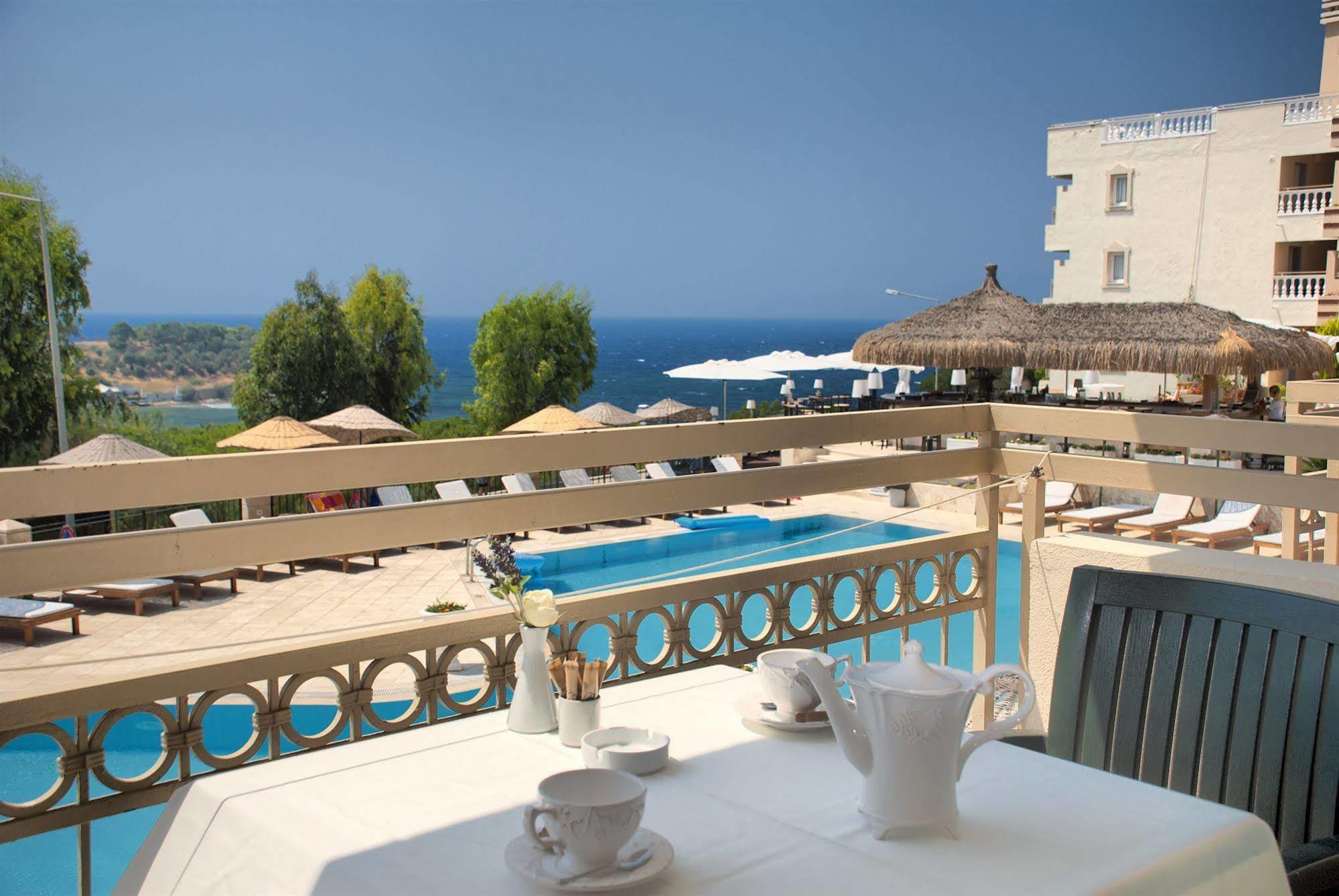 Hotel Carina Kusadası Extérieur photo